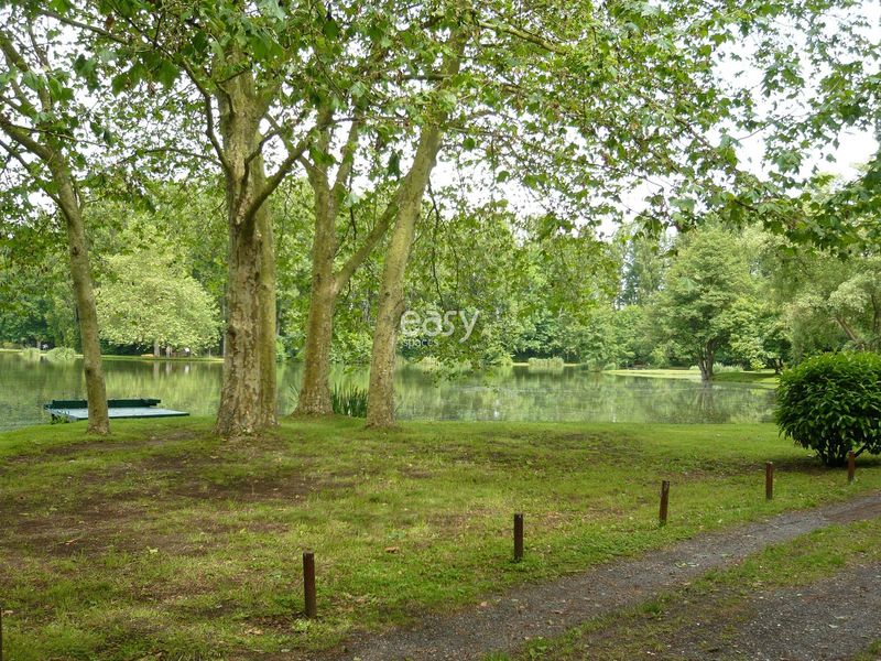 Film shooting location or photography shoots available within 30 kilometers of Paris